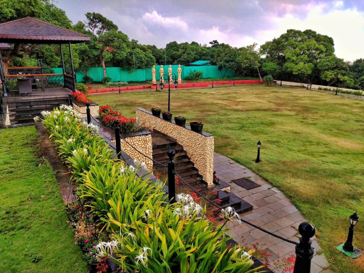 Hotel Regenta MPG Club Mahābaleshwar Exterior foto