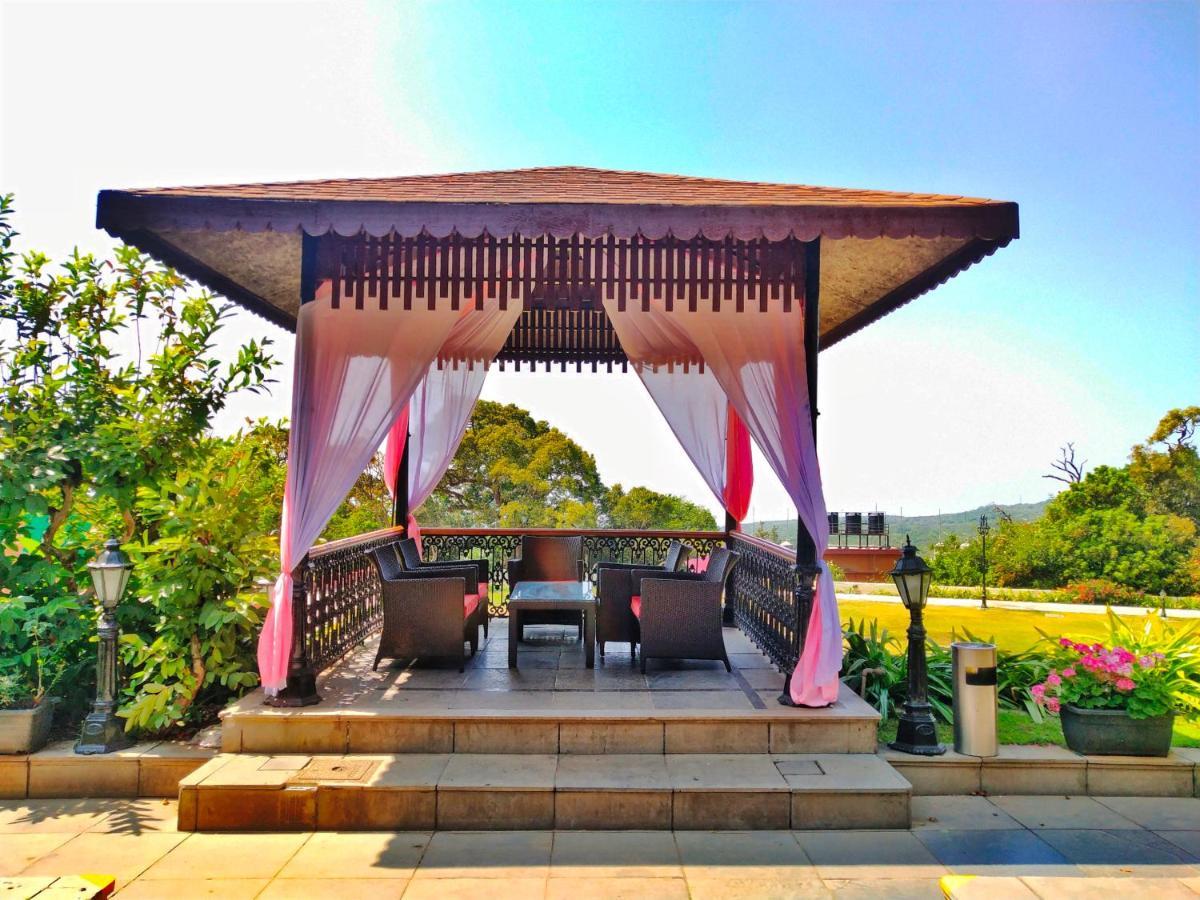 Hotel Regenta MPG Club Mahābaleshwar Exterior foto